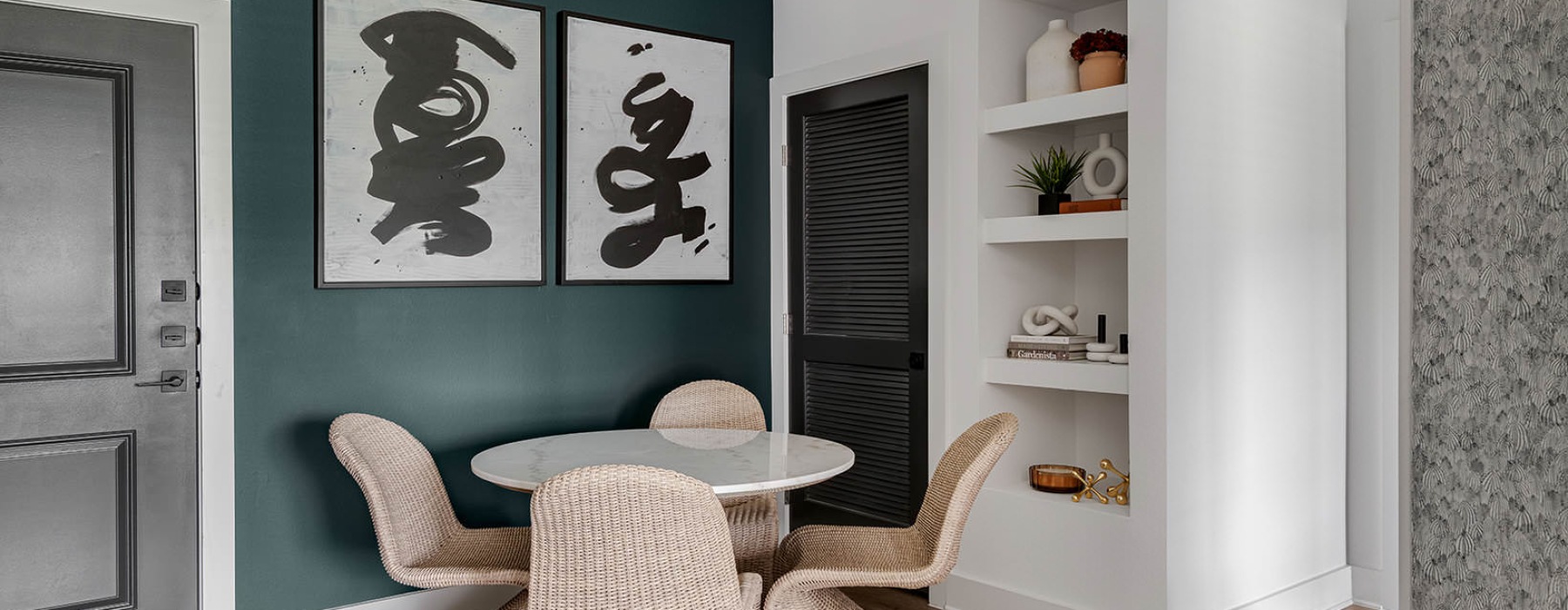 dining corner with bookshelves